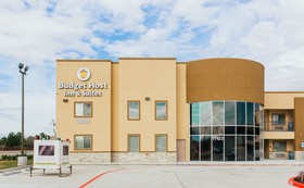 Budget Host Inn & Suites Sugar Land