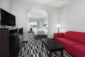 Holiday Inn Express & Suites Sulphur Springs