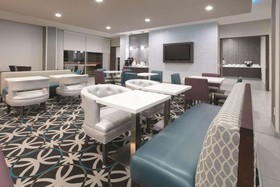 La Quinta Inn & Suites by Wyndham Sweetwater East