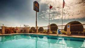 Best Western Taylor Inn