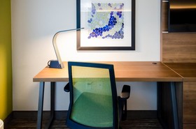 Holiday Inn Express & Suites Taylor