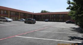 Taylor Village Inn