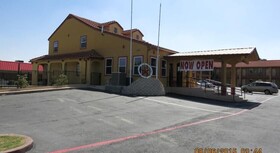 Taylor Village Inn
