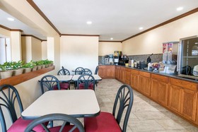 Days Inn by Wyndham Temple