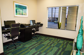 Holiday Inn Express & Suites Temple - Medical Center Area