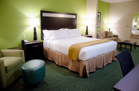 Holiday Inn Express & Suites Temple - Medical Center Area
