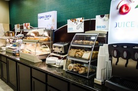 Holiday Inn Express & Suites Temple - Medical Center Area