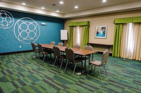 Holiday Inn Express & Suites Temple - Medical Center Area