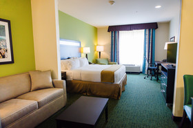 Holiday Inn Express & Suites Temple - Medical Center Area