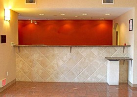 Quality Suites Temple