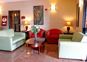 Quality Suites Temple