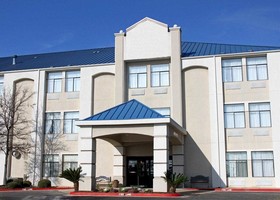 Quality Suites Temple