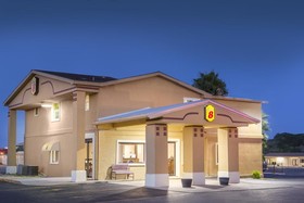 Super 8 by Wyndham Temple