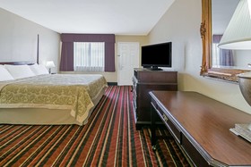 Super 8 by Wyndham Temple