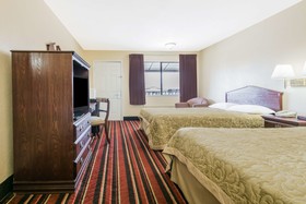 Super 8 by Wyndham Temple