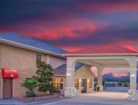 SureStay Hotel by Best Western Terrell