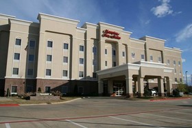 Hampton Inn & Suites Texarkana