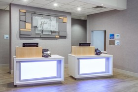Holiday Inn Express Texarkana