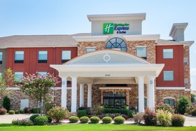 Holiday Inn Express Texarkana