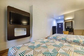 Studio 6 Suites Texas City, TX – I-45 South