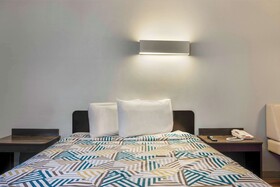 Studio 6 Suites Texas City, TX – I-45 South