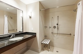 Clarion Hotel The Colony Plano West