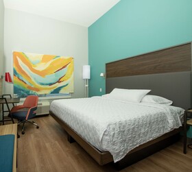 Tru by Hilton The Colony Dallas