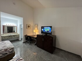 Bass Inn Motel