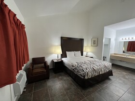 Bass Inn Motel