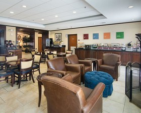 Comfort Suites