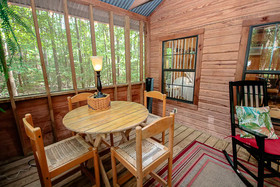 Cora's Cabins