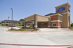 Executive Inn And Suites