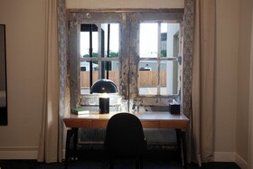 Greyhound Inn