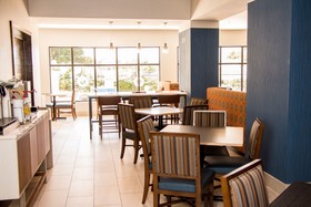 Holiday Inn Express & Suites Tyler North
