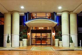 Holiday Inn Express & Suites Tyler North