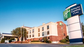 Holiday Inn Express & Suites Tyler North