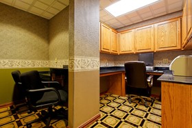 Holiday Inn Express & Suites Tyler North