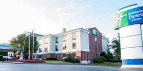Holiday Inn Express & Suites Tyler North