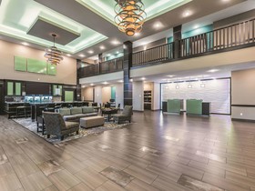 La Quinta Inn & Suites by Wyndham Tyler - University Area
