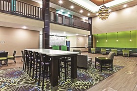 La Quinta Inn & Suites by Wyndham Tyler - University Area