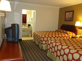 Super 8 by Wyndham Tyler TX