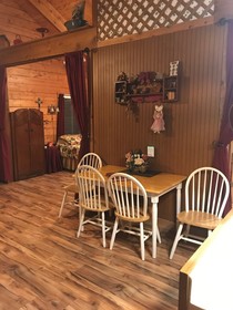 A Peace of Heaven Cabins And RV