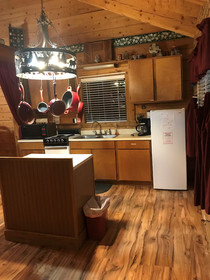 A Peace of Heaven Cabins And RV