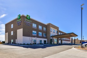 Holiday Inn Express & Suites Van Horn