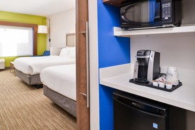 Holiday Inn Express & Suites Van Horn