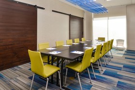 Holiday Inn Express & Suites Van Horn