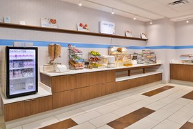 Holiday Inn Express & Suites Van Horn