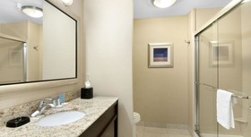 Hampton Inn Vernon