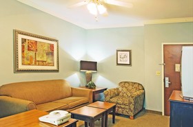 Holiday Inn Express Hotel & Suites Vernon College Area (Hwy 287)