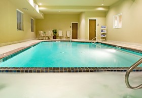 Holiday Inn Express Hotel & Suites Vernon College Area (Hwy 287)